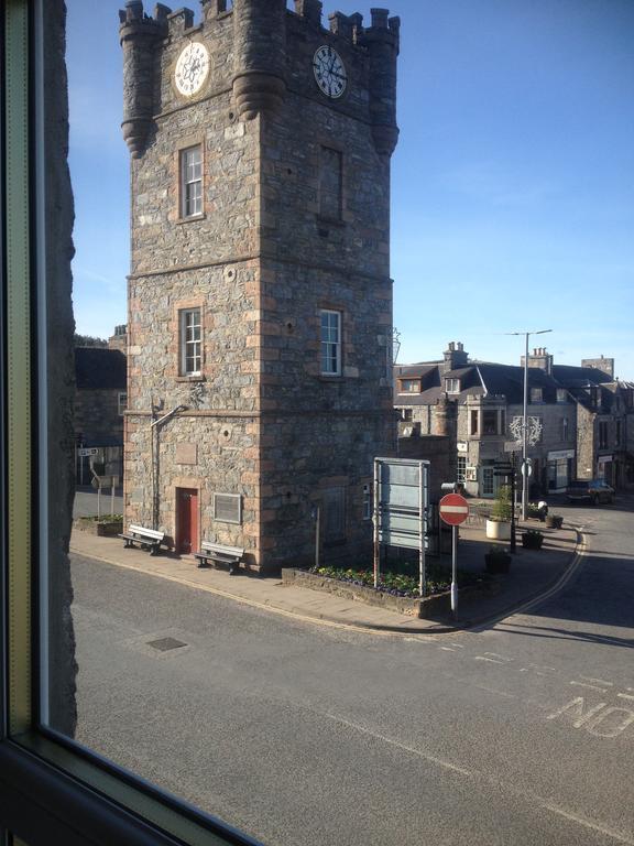 Acorn Apartment Dufftown Bagian luar foto